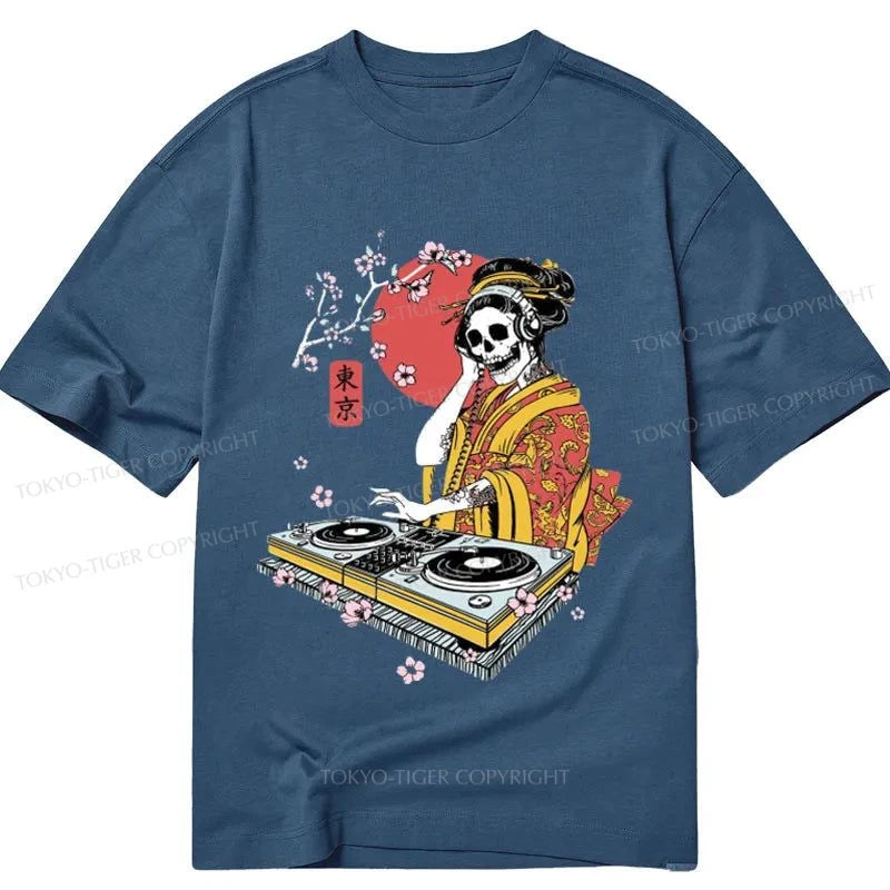 men's colorful graphic t-shirts -Tokyo-Tiger Japanese Geisha DJ Skull Classic T-Shirt