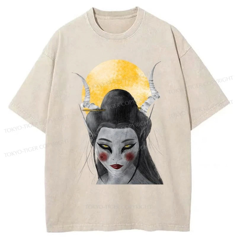 men's colorful graphic t-shirts -Tokyo-Tiger Japanese Geisha With Moon Washed T-Shirt