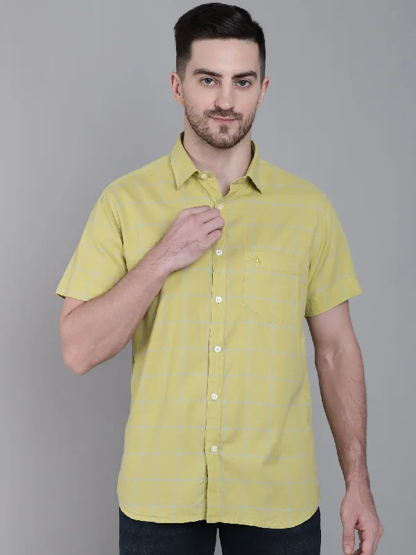 men's summer shirts -Men's Yellow Casual Medium Checks Half Sleeve Shirt